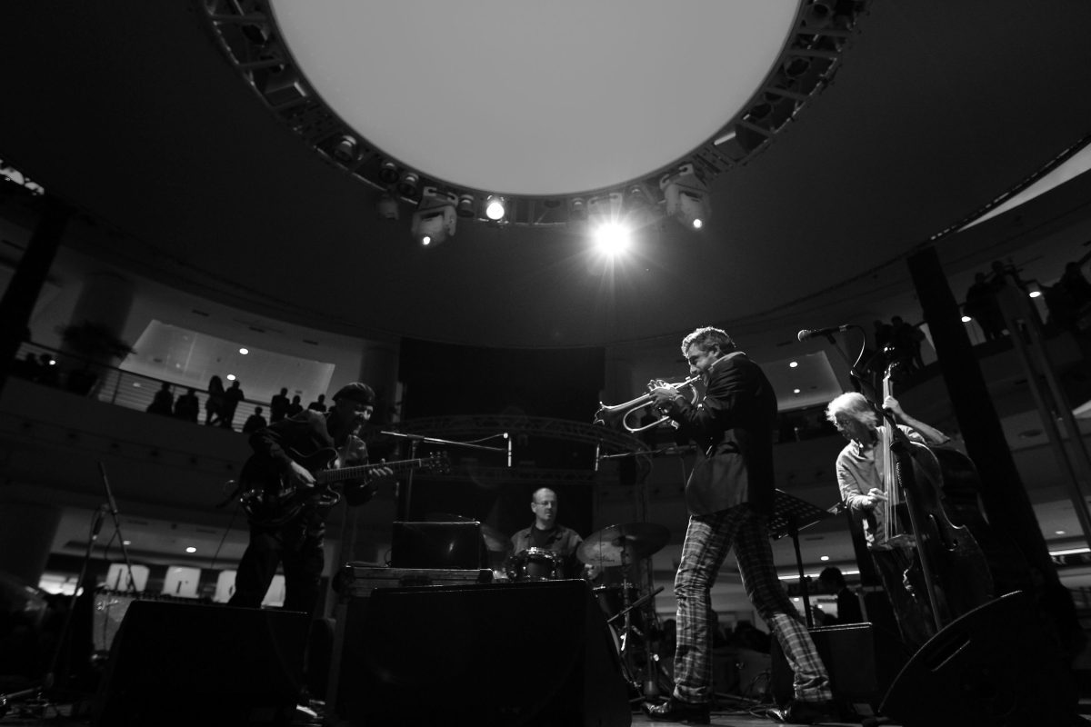 Galleria foto 'Paolo Fresu & Omar Sosa: il suono avvolgente dell’Eros' - foto 4