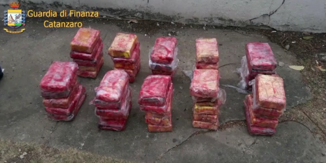 Cocaina, maxi operazione tra Italia e Colombia, 33 arresti – Foto Cocaina, maxi operazione tra Italia e Colombia, 33 arresti – Foto