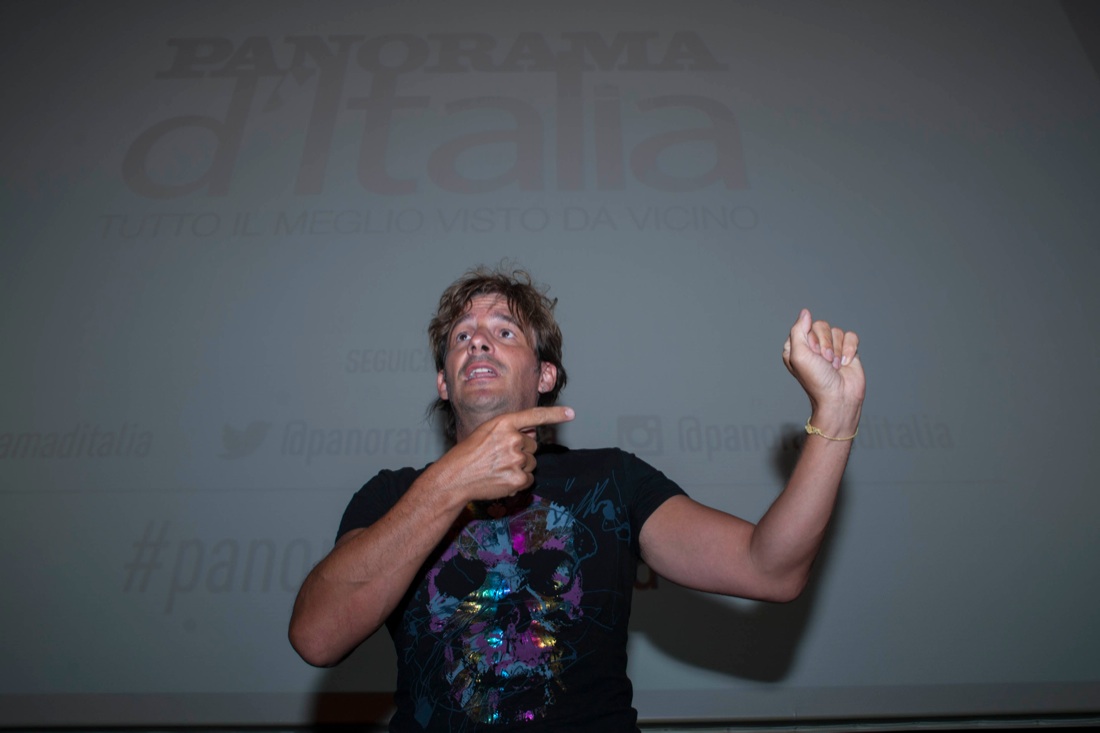 Il mago Casanova senza trucchi – Foto e Video