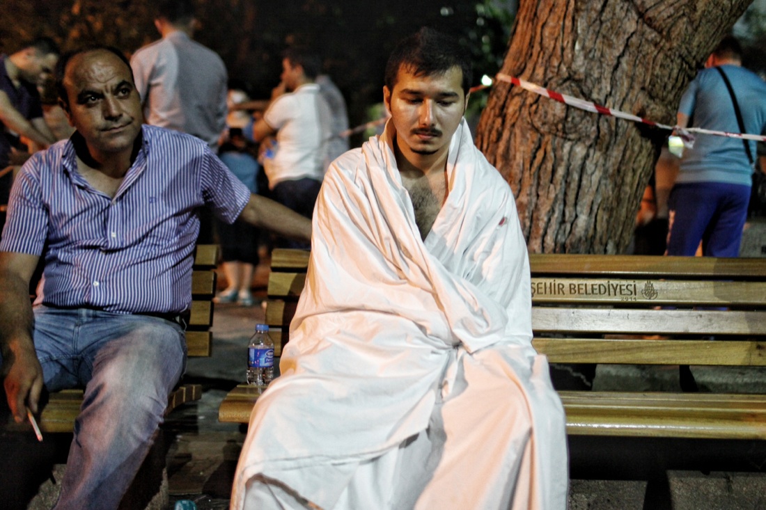 “Gli aeroporti non si possono proteggere dagli attentati”. Parola di 007