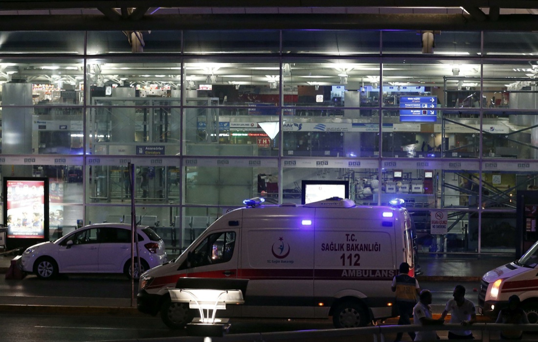 “Gli aeroporti non si possono proteggere dagli attentati”. Parola di 007