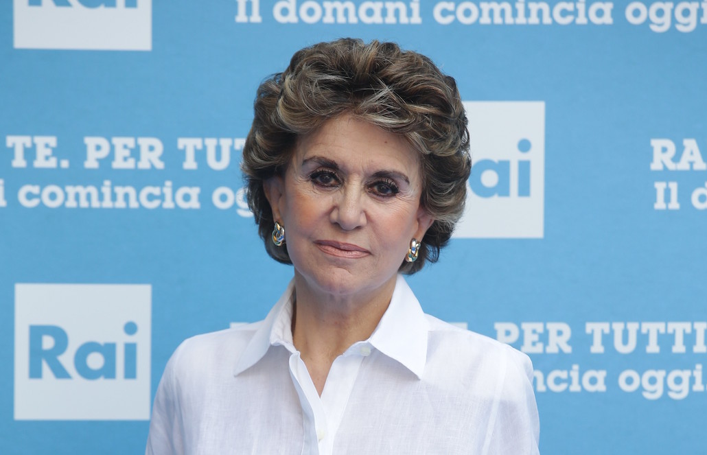 Palinsesti Rai: show con Cuccarini e Parisi, torna Santoro, la Raffaele si sdoppia