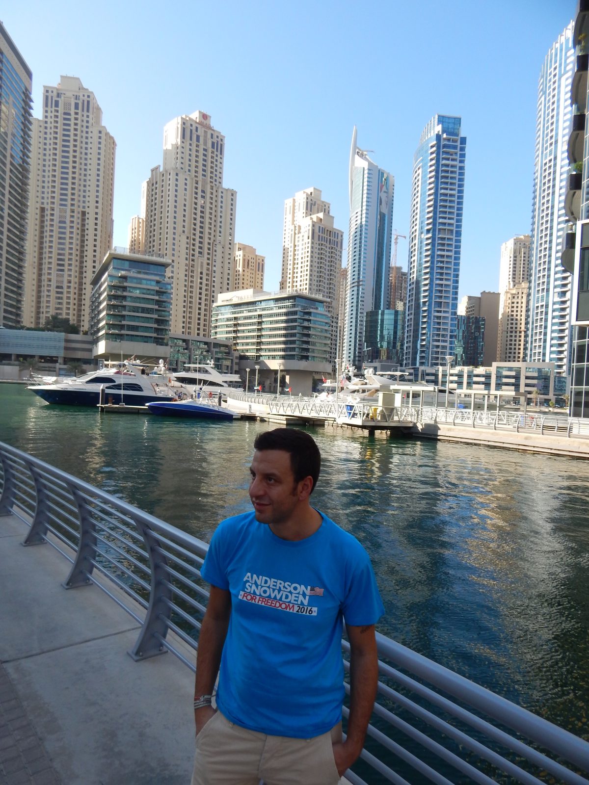 Galleria foto 'Il falso candidato Usa che ha ingannato tutti' - foto 6