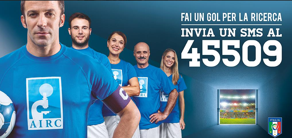 Anastasia nuda (e gli altri vip) contro il cancro