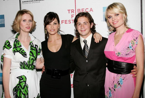 Anastasia nuda (e gli altri vip) contro il cancro