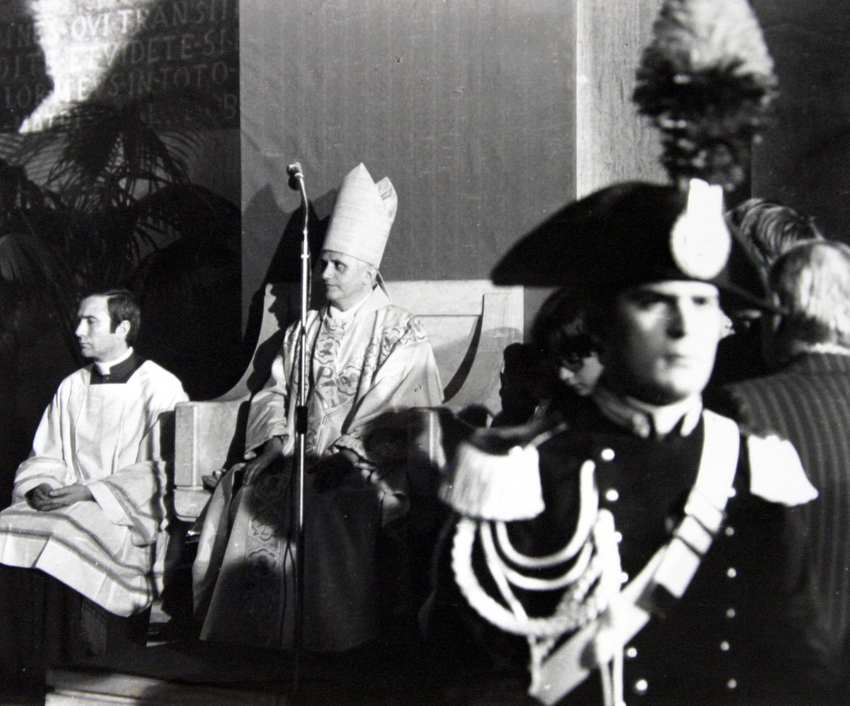 L’omaggio di Papa Francesco a Ratzinger, per i 65 anni di sacerdozio