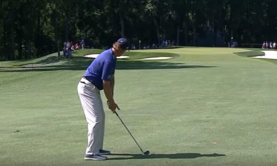 Golf, schiacciare in buca per un colpo perfetto