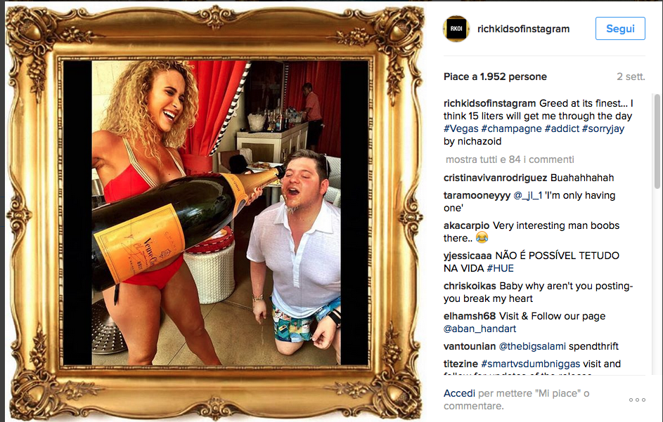 #RichKids, la nuova moda dei giovani ricchi è gettare lo champagne in acqua #RichKids, la nuova moda dei giovani ricchi è gettare lo champagne in acqua