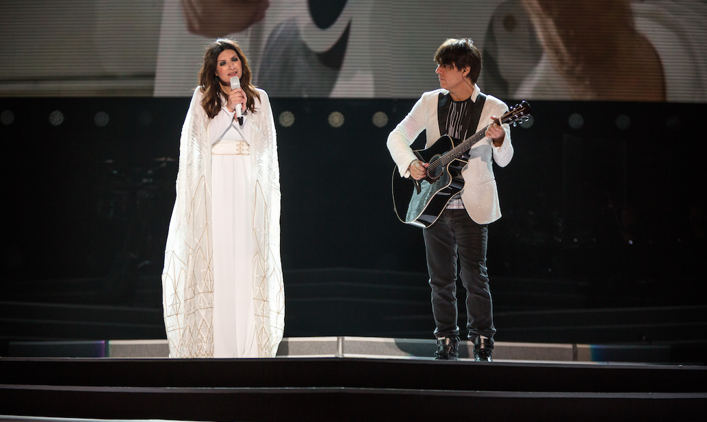 Uragano Pausini: continua l’avventura latina