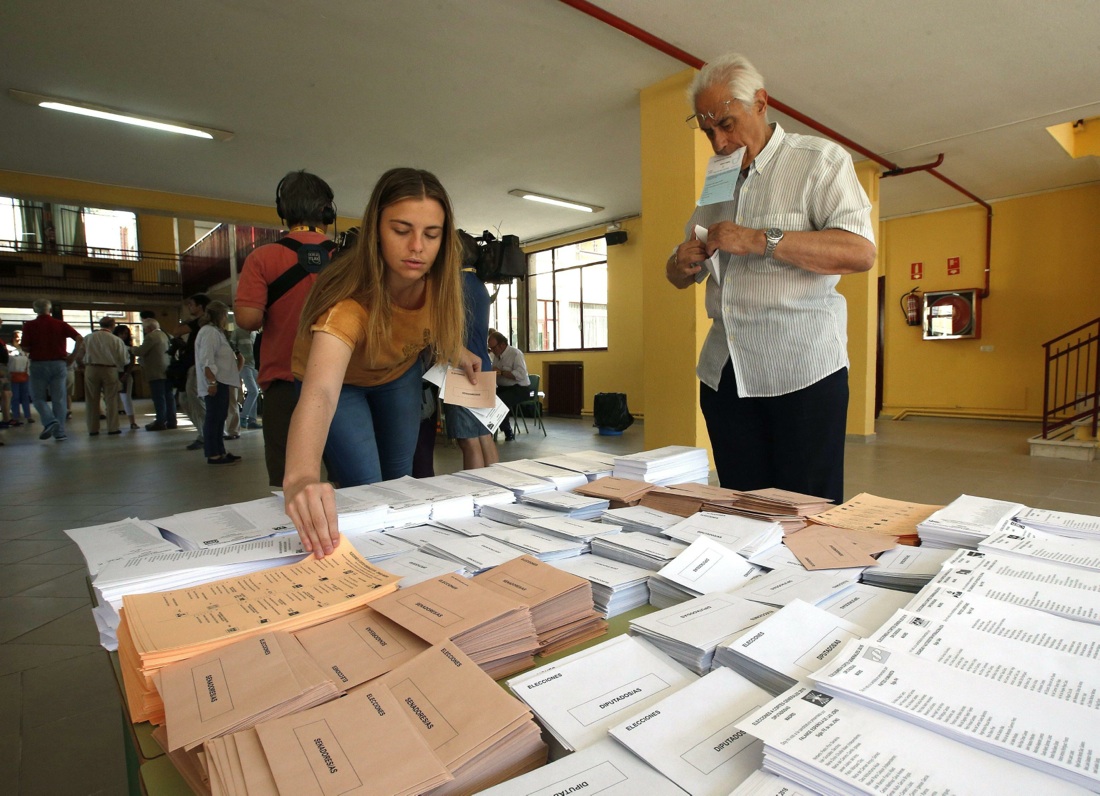 Elezioni in Spagna, i risultati: il PP si rafforza ma resta l’instabilità Elezioni in Spagna, i risultati: il PP si rafforza ma resta l’instabilità