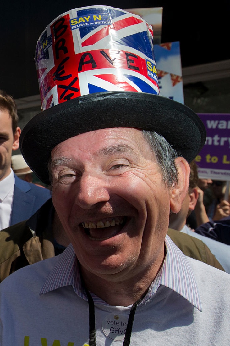 La Brexit? Cari amici inglesi… out is out