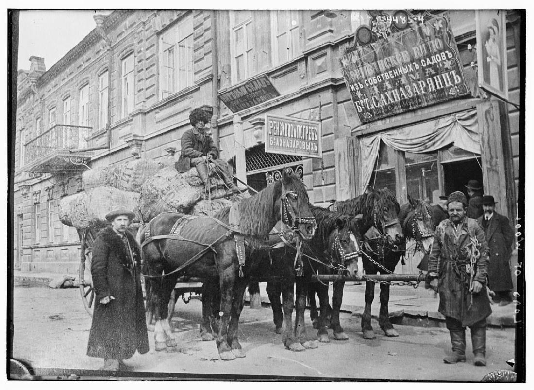 Il genocidio degli Armeni, il popolo che oggi accoglie la visita del Papa