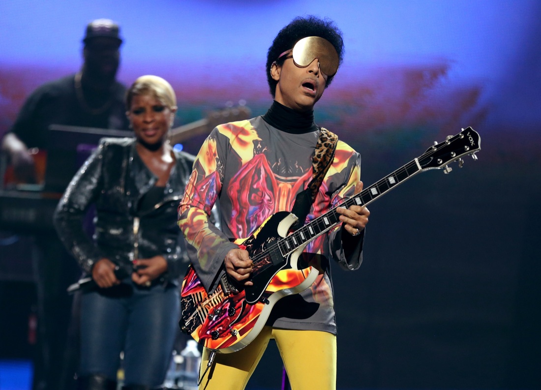 Prince: il malore in aereo poco prima della morte – Le foto del mito Prince: il malore in aereo poco prima della morte – Le foto del mito