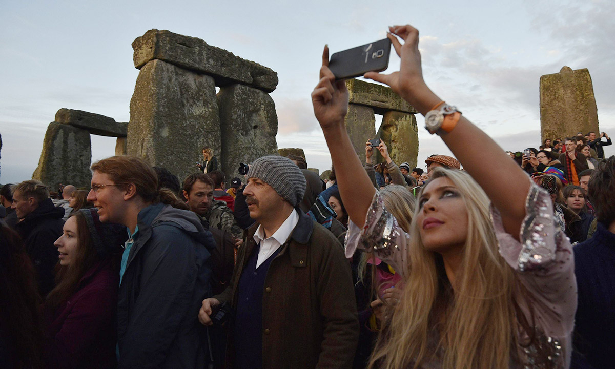 Il solstizio d’estate a Stonehenge Il solstizio d’estate a Stonehenge