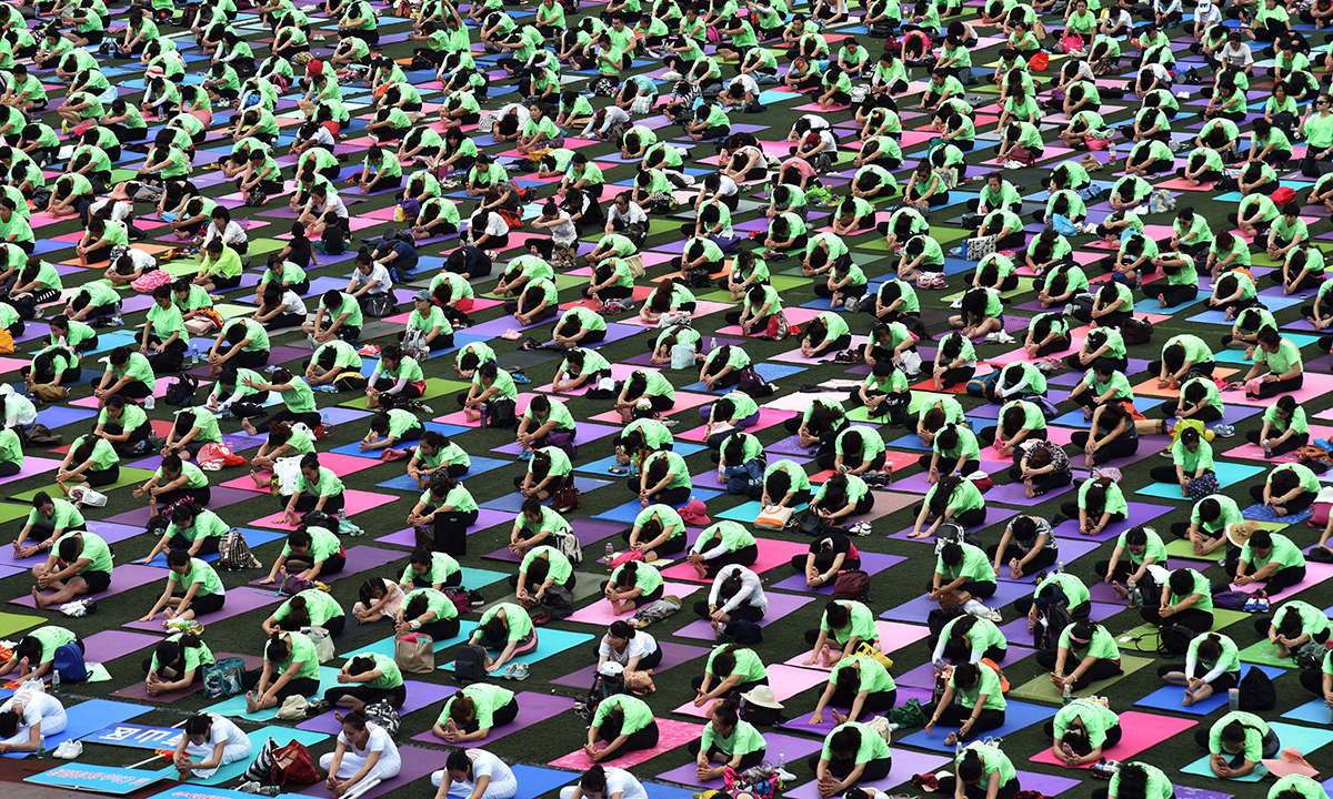 Giornata internazionale dello Yoga: le foto più belle Giornata internazionale dello Yoga: le foto più belle