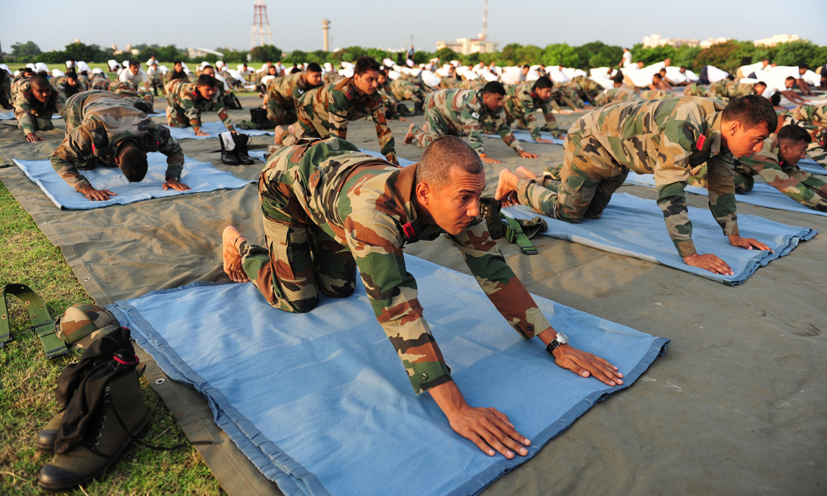 Giornata internazionale dello Yoga: le foto più belle Giornata internazionale dello Yoga: le foto più belle