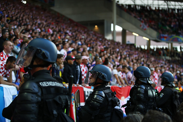 L’Uefa grazia la Croazia per la vergogna ultras: multa e divieti sui biglietti