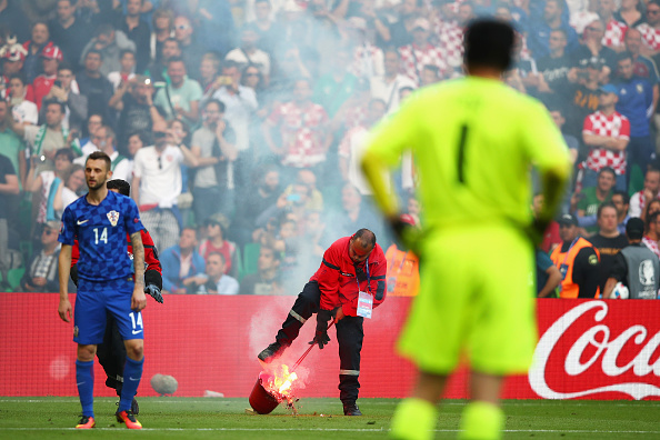 L’Uefa grazia la Croazia per la vergogna ultras: multa e divieti sui biglietti