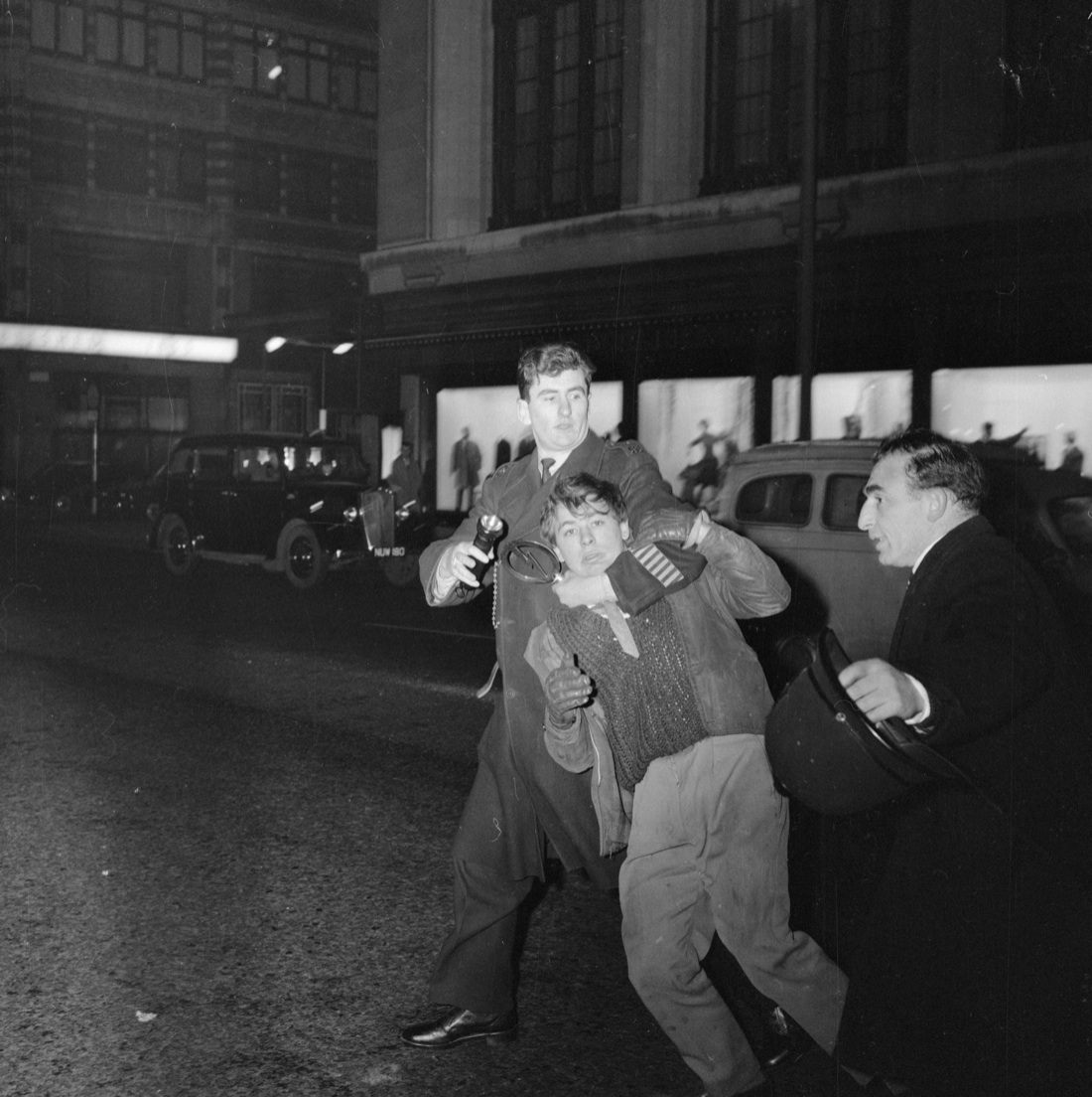 L’estrema destra inglese, da Mosley all’omicidio Cox L’estrema destra inglese, da Mosley all’omicidio Cox