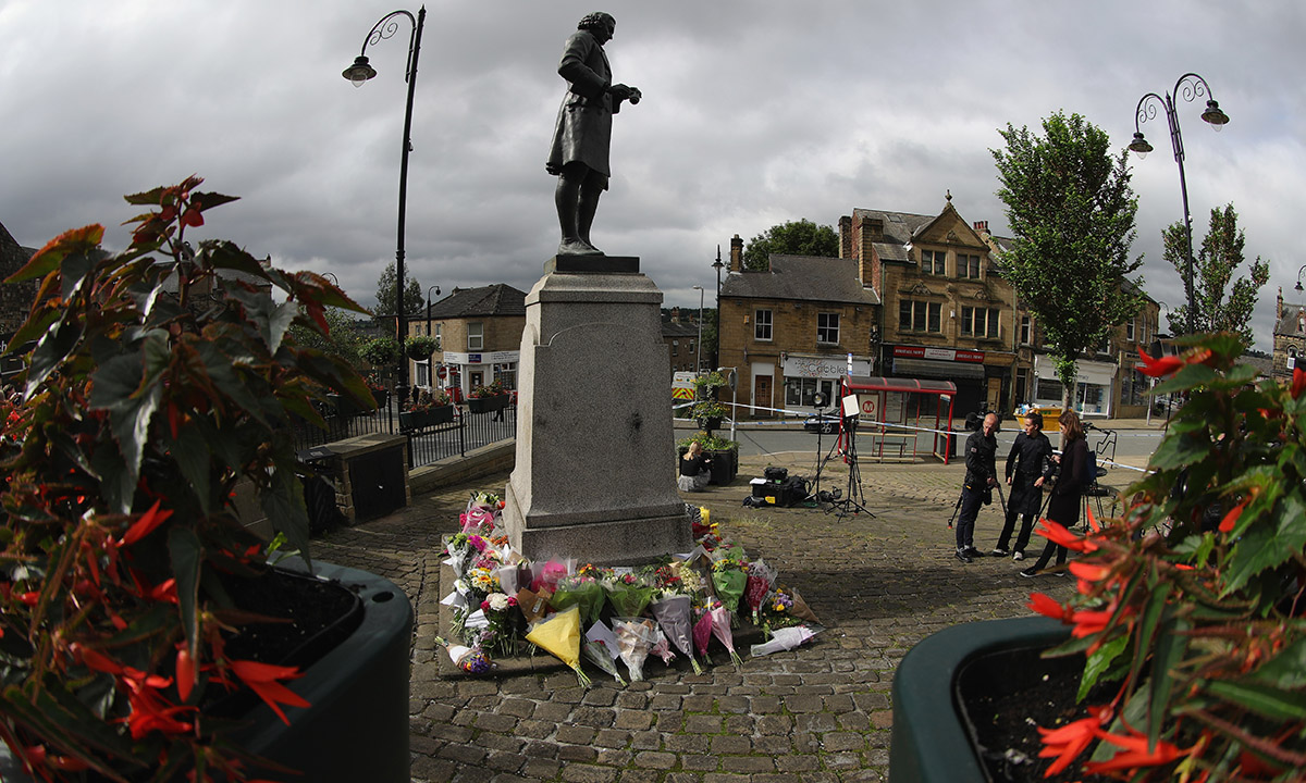Jo Cox, l’ultimo saluto alla deputata uccisa – Foto Jo Cox, l’ultimo saluto alla deputata uccisa – Foto