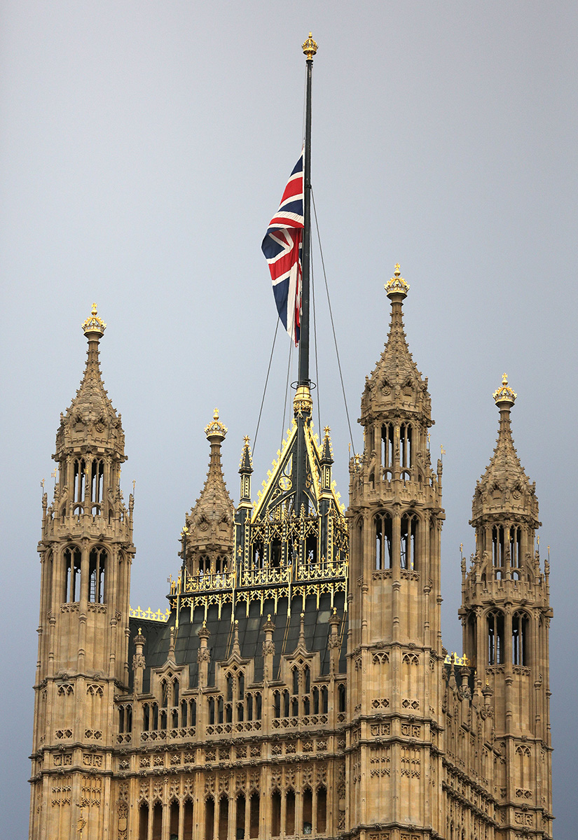 Jo Cox, l’ultimo saluto alla deputata uccisa – Foto Jo Cox, l’ultimo saluto alla deputata uccisa – Foto