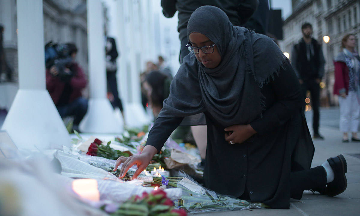 Jo Cox, l’ultimo saluto alla deputata uccisa – Foto Jo Cox, l’ultimo saluto alla deputata uccisa – Foto