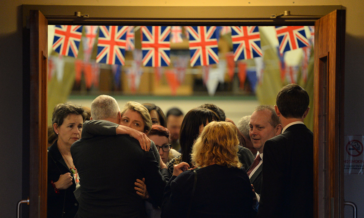 Jo Cox, l’ultimo saluto alla deputata uccisa – Foto Jo Cox, l’ultimo saluto alla deputata uccisa – Foto