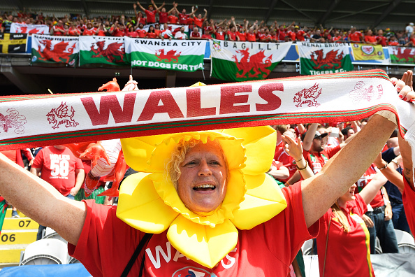 Euro 2016: Galles-Inghilterra, lo spettacolo dei tifosi – fotogallery
