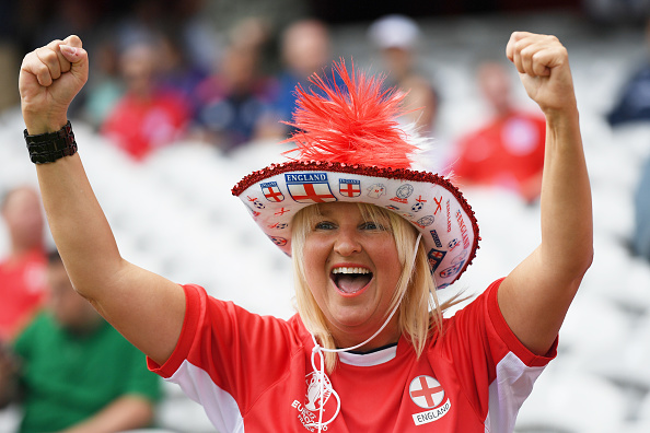 Euro 2016: Galles-Inghilterra, lo spettacolo dei tifosi – fotogallery