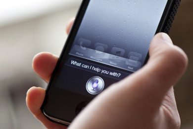Siri è diventata più aperta. Ma è anche più intelligente?