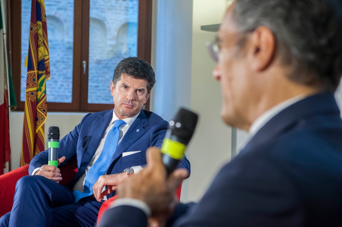 Banca Mediolanum: così si combatte la crisi