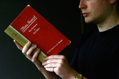 Hitler, Il “Mein Kampf” e gli anni di Weimar (1918-1933) – Foto