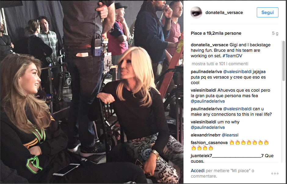 Versace, sotto accusa la nuova campagna con Gigi Hadid Versace, sotto accusa la nuova campagna con Gigi Hadid