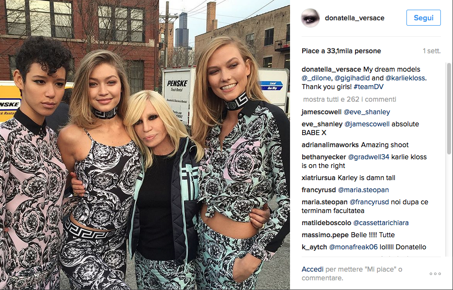 Versace, sotto accusa la nuova campagna con Gigi Hadid Versace, sotto accusa la nuova campagna con Gigi Hadid