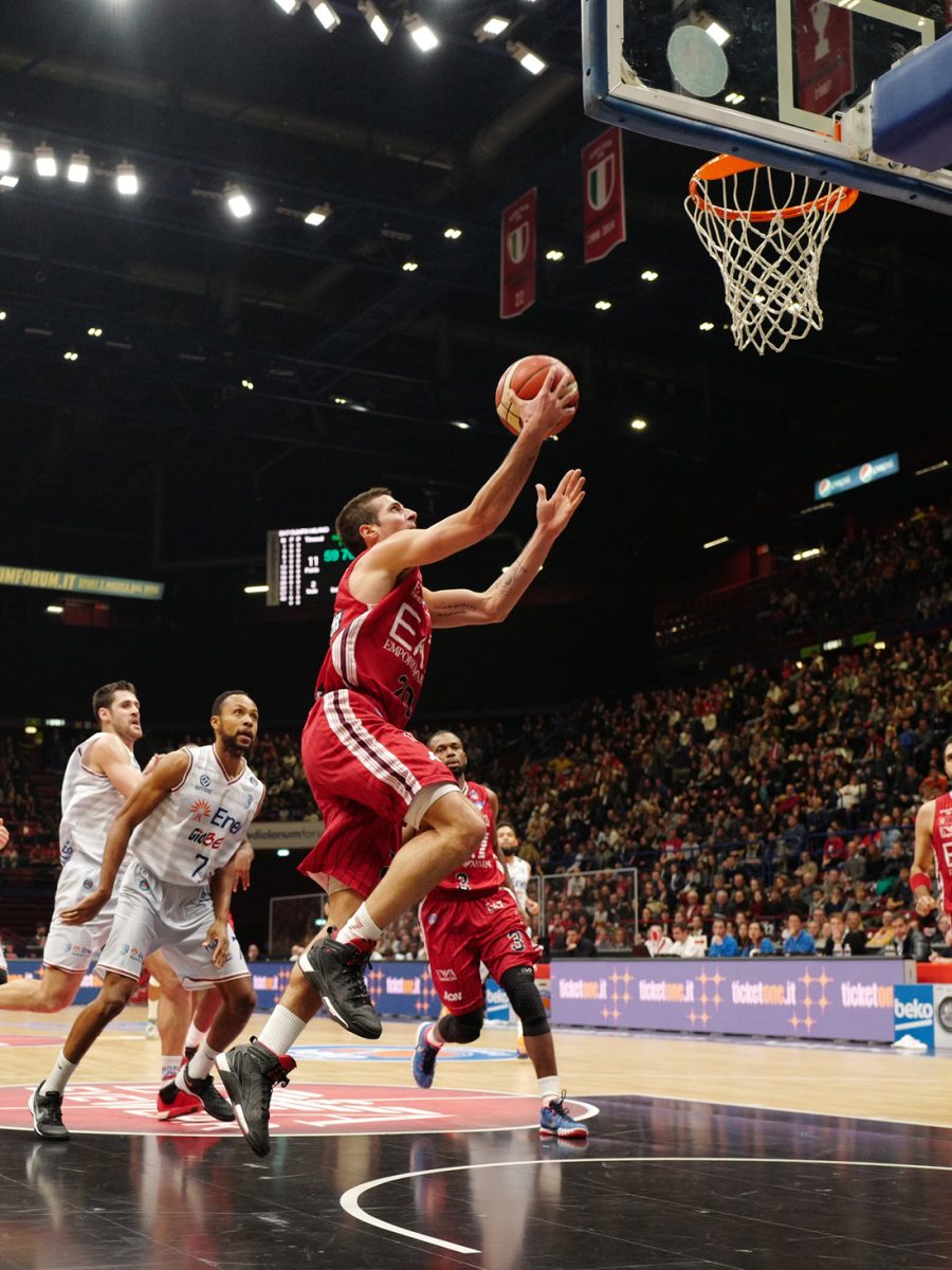 Basket: 27° scudetto per l’Olimpia Milano, il secondo griffato Armani Basket: 27° scudetto per l’Olimpia Milano, il secondo griffato Armani