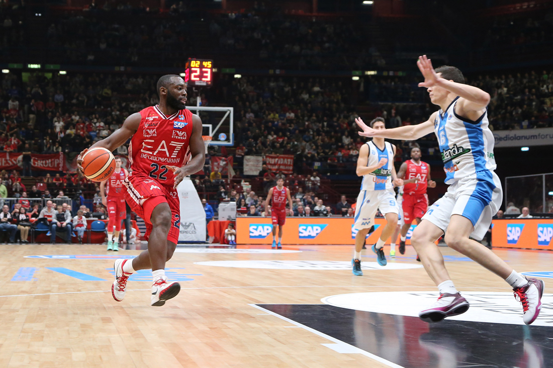 Basket: 27° scudetto per l’Olimpia Milano, il secondo griffato Armani Basket: 27° scudetto per l’Olimpia Milano, il secondo griffato Armani