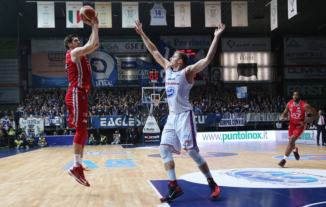 Basket: 27° scudetto per l’Olimpia Milano, il secondo griffato Armani Basket: 27° scudetto per l’Olimpia Milano, il secondo griffato Armani