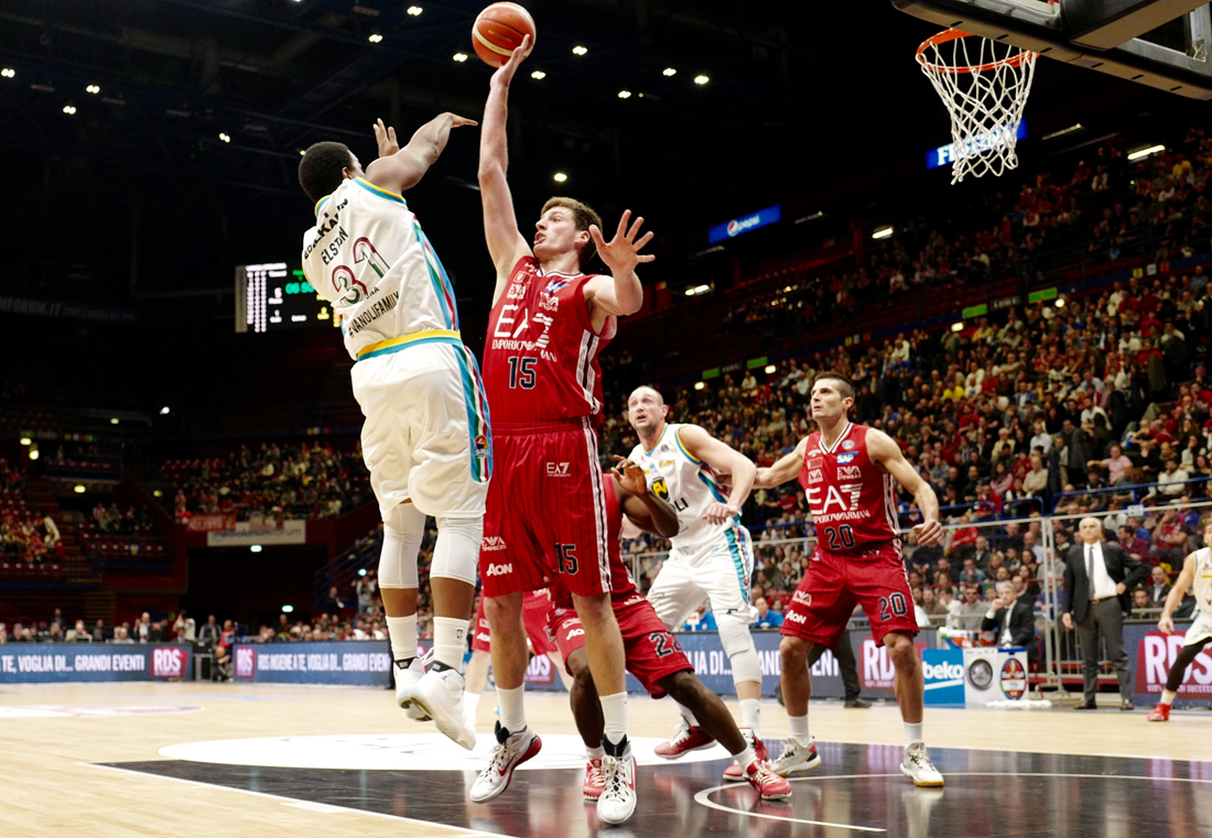 Basket: 27° scudetto per l’Olimpia Milano, il secondo griffato Armani Basket: 27° scudetto per l’Olimpia Milano, il secondo griffato Armani