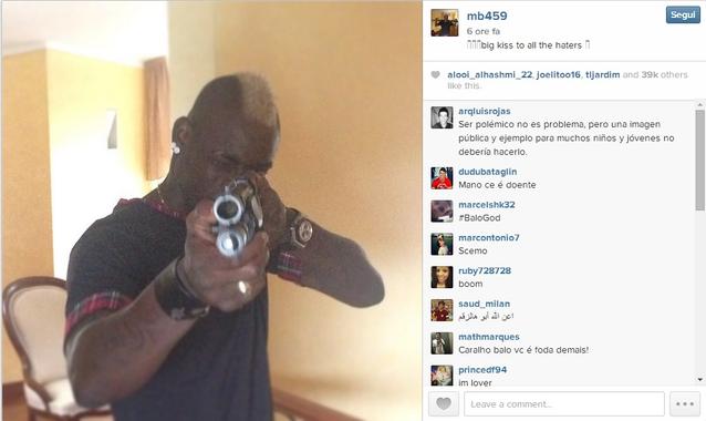 Rissa all’alba fuori da un locale: Balotelli coinvolto, un uomo perde 3 dita