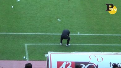 Gattuso colpito da una bottiglietta in Foggia-Pisa – Video
