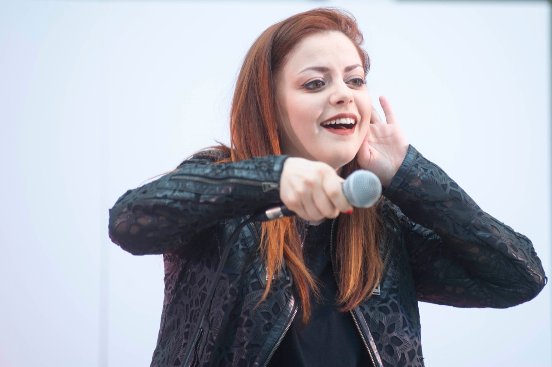 Annalisa: “Per me cantare ha a che fare con la fisica” – FOTO e VIDEO