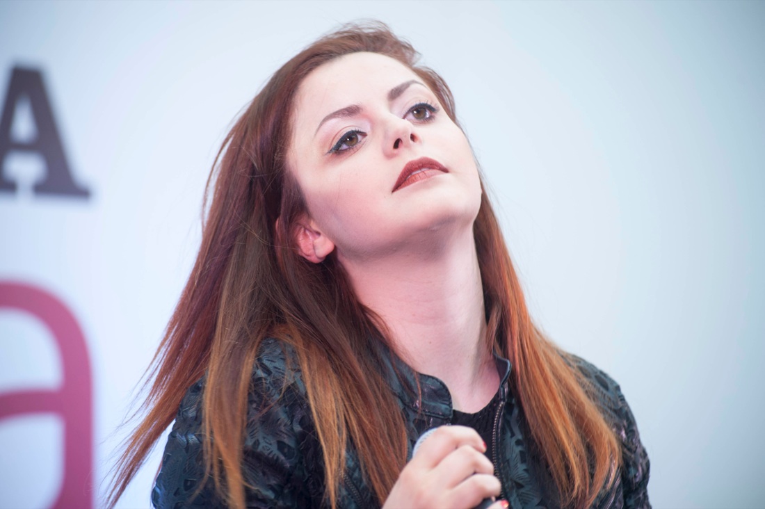 Annalisa: “Per me cantare ha a che fare con la fisica” – FOTO e VIDEO