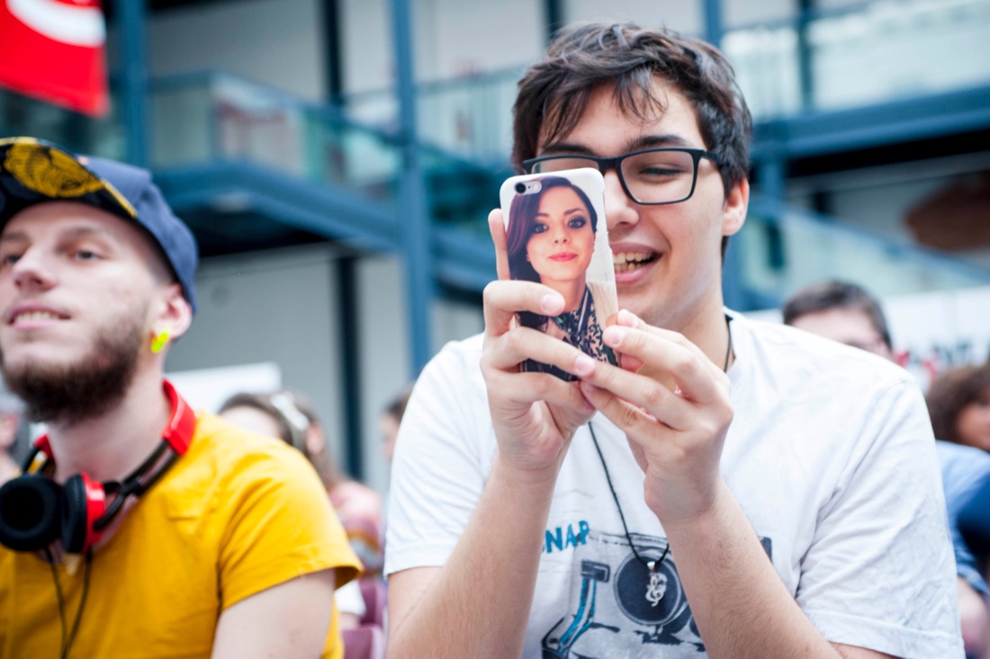 Annalisa: “Per me cantare ha a che fare con la fisica” – FOTO e VIDEO