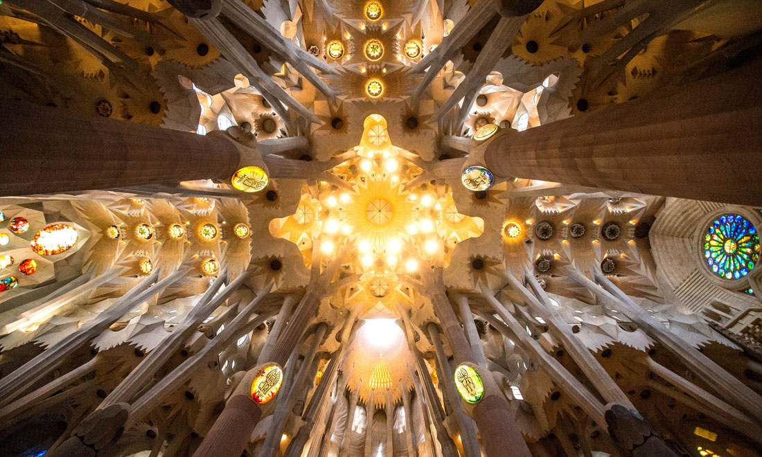 Antoni Gaudí moriva 90 anni fa: le foto delle sue meraviglie architettoniche Antoni Gaudí moriva 90 anni fa: le foto delle sue meraviglie architettoniche