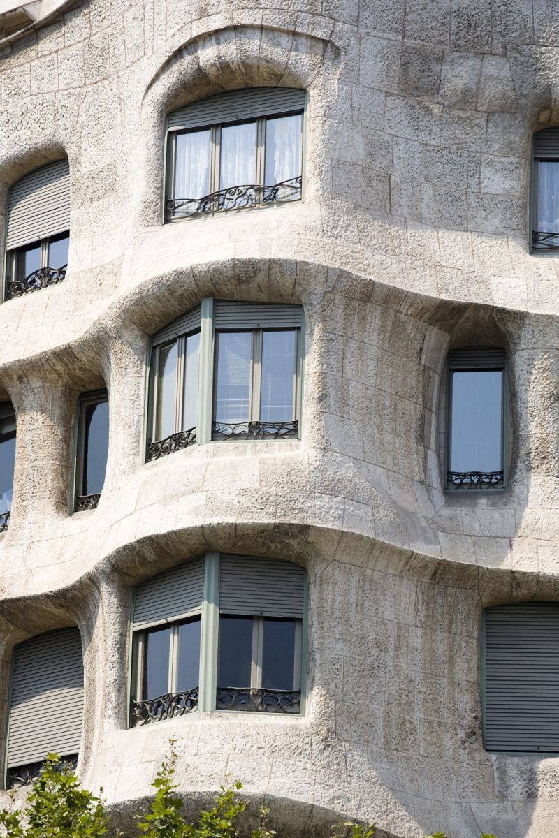 Antoni Gaudí moriva 90 anni fa: le foto delle sue meraviglie architettoniche Antoni Gaudí moriva 90 anni fa: le foto delle sue meraviglie architettoniche