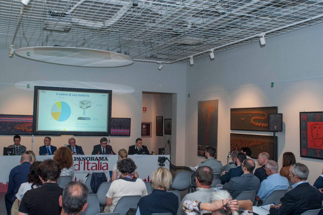 Cobat punta il dito contro il traffico illecito dei rifiuti – FOTO e VIDEO Cobat punta il dito contro il traffico illecito dei rifiuti – FOTO e VIDEO