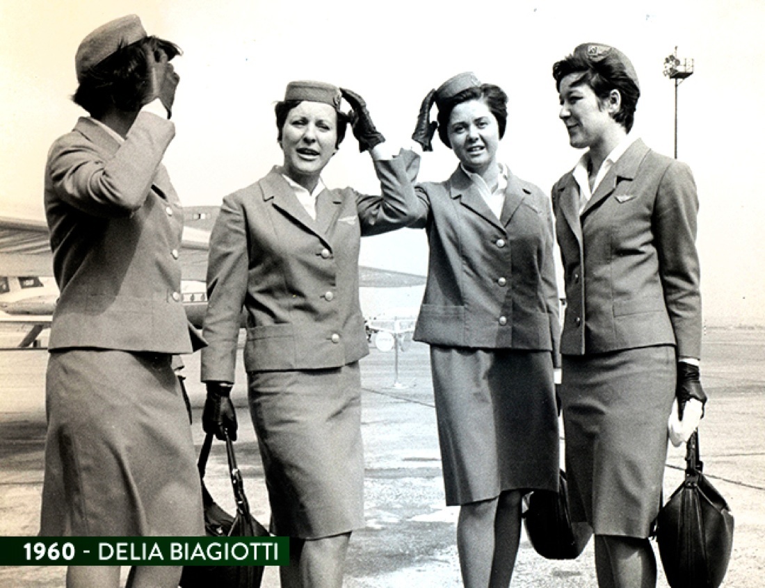 Alitalia: tutte le divise storiche dagli anni ’50 ad oggi