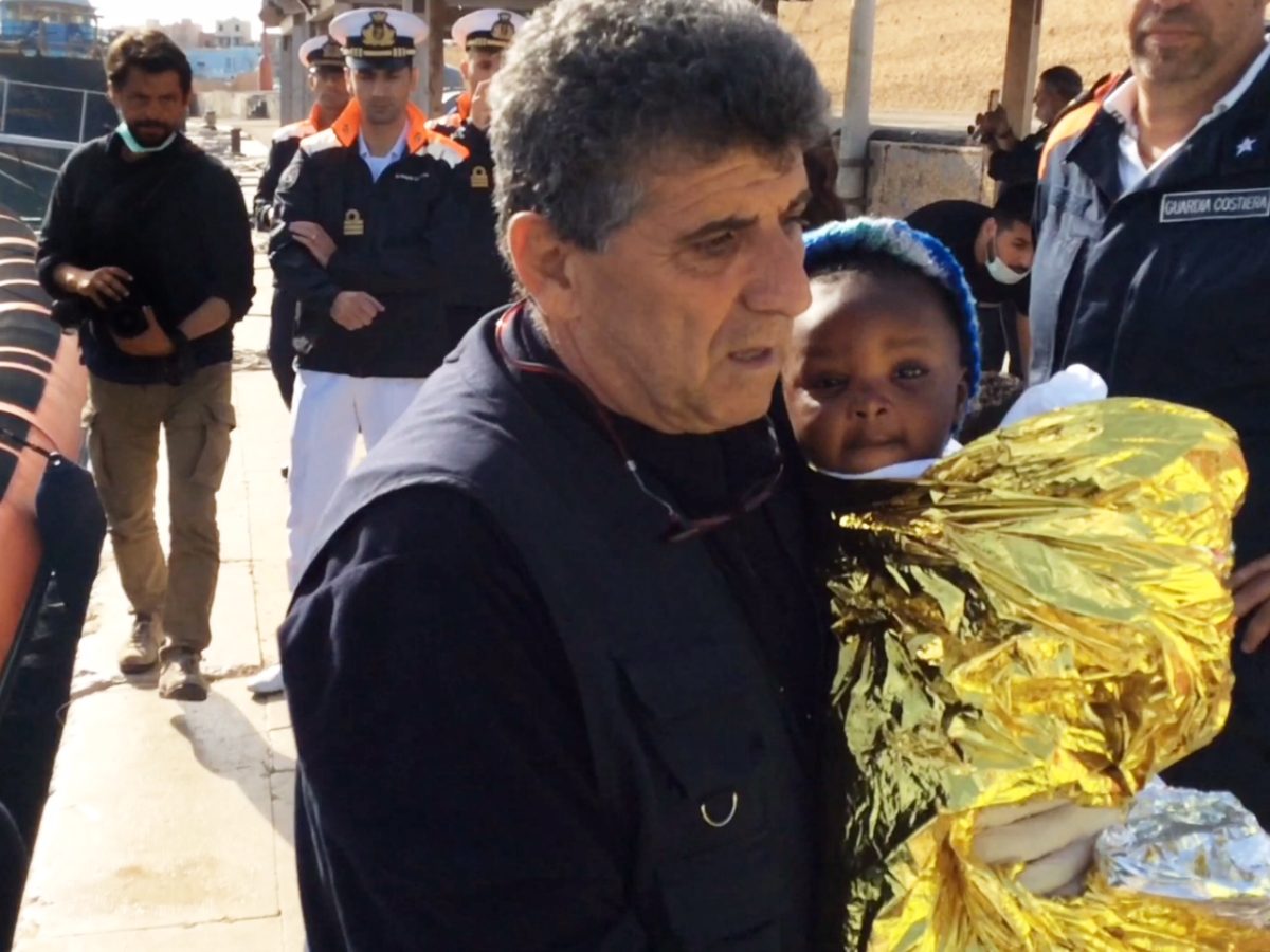 Galleria foto '“Altromare”, le foto degli sbarchi degli immigrati in mostra a Roma' - foto 3