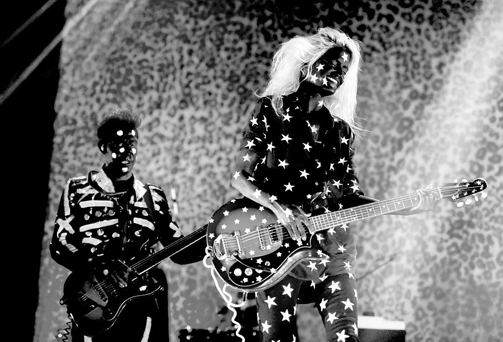 The Kills, Ash and Ice: chitarre, blues e ossessioni dal duo più cool del rock and roll The Kills, Ash and Ice: chitarre, blues e ossessioni dal duo più cool del rock and roll