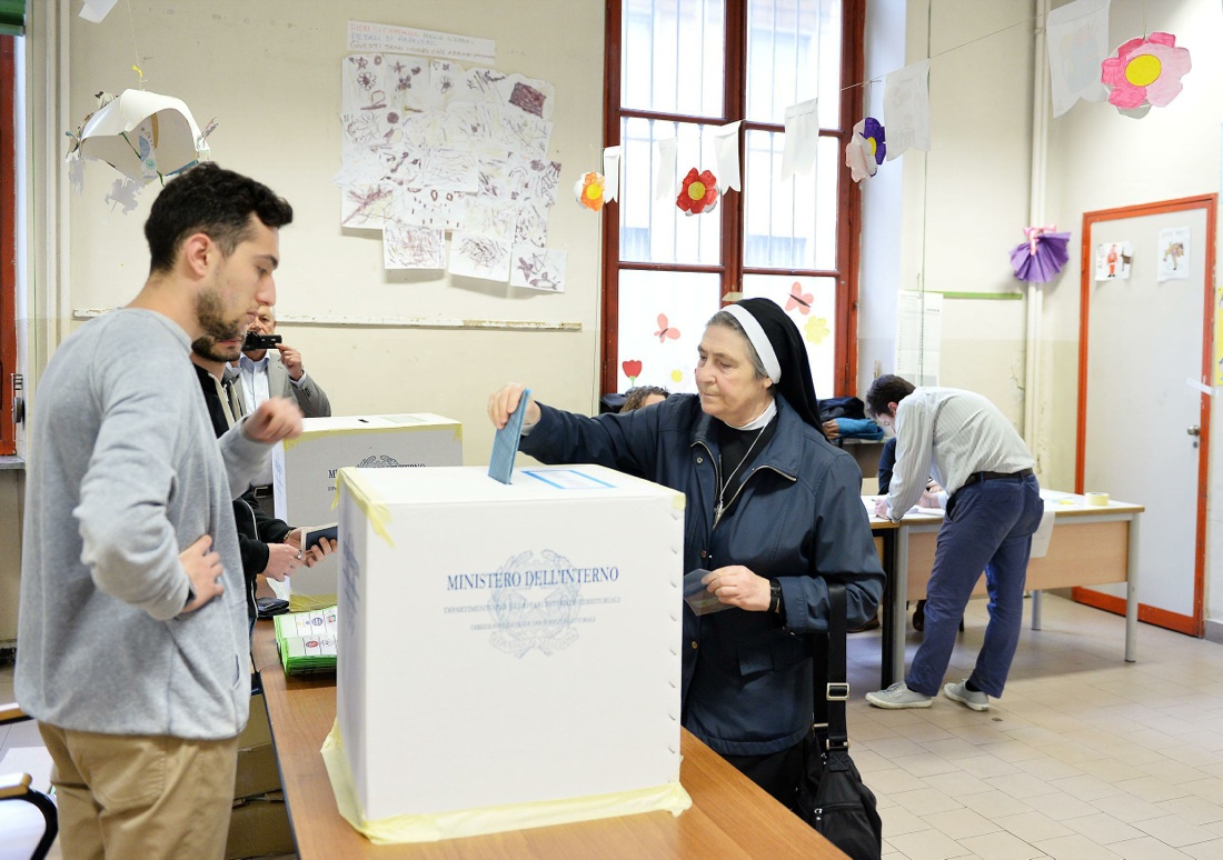 Elezioni a Torino, Fassino e Appendino al ballottaggio